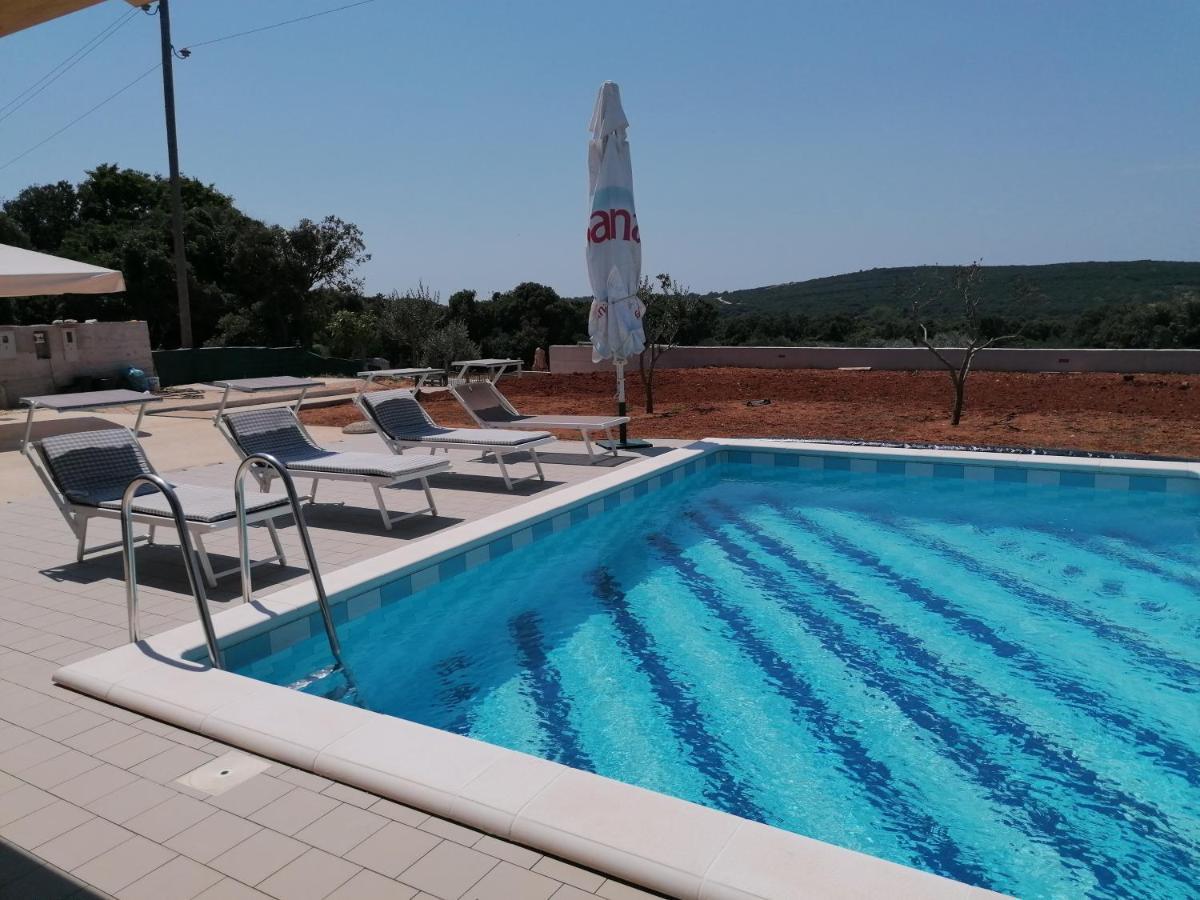House With Pool Villa Mali Losinj Exterior photo